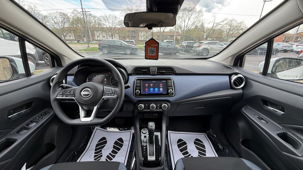 Nissan Versa SV 2024