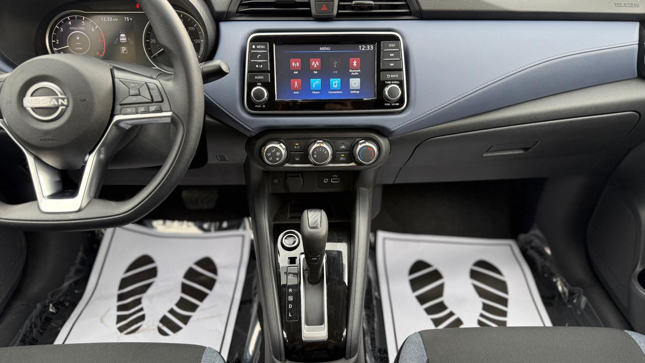 Nissan Versa SV 2024