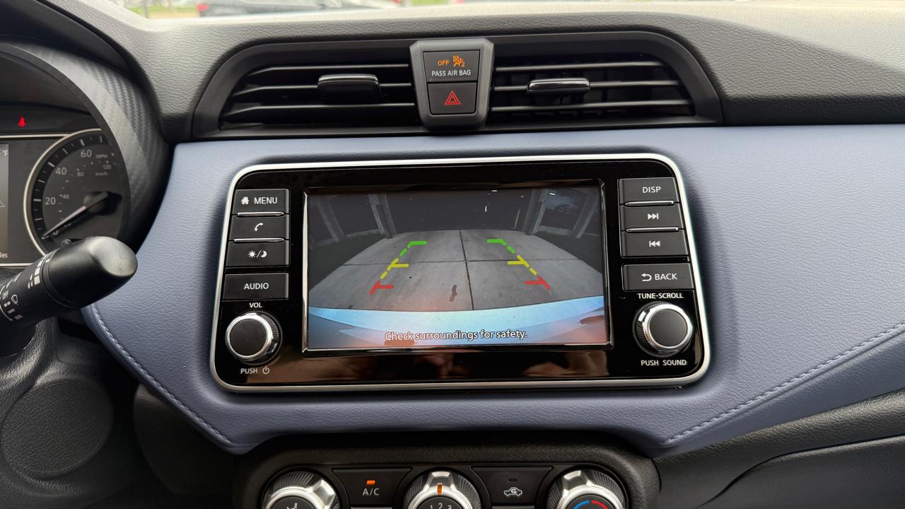 Nissan Versa SV 2024