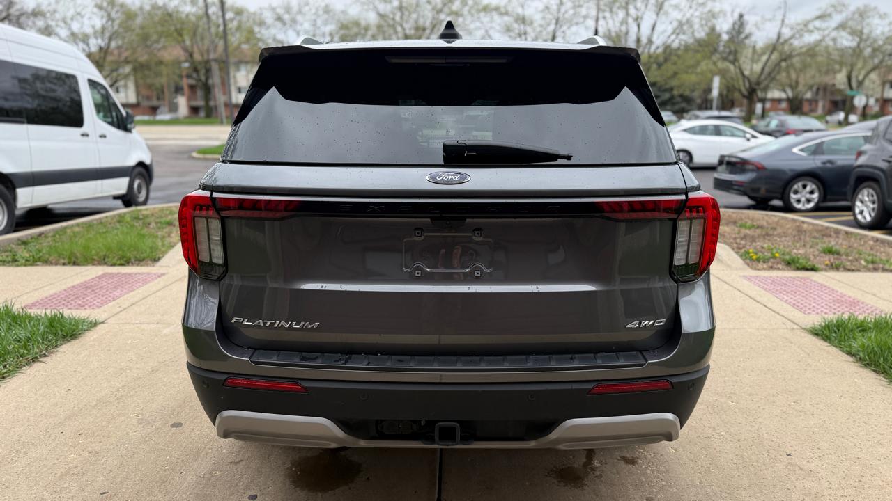 Ford Explorer Platinum AWD 2025