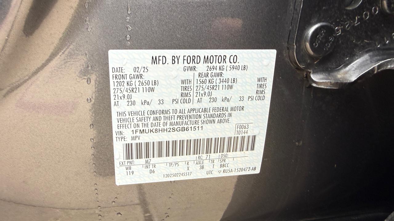 Ford Explorer Platinum AWD 2025