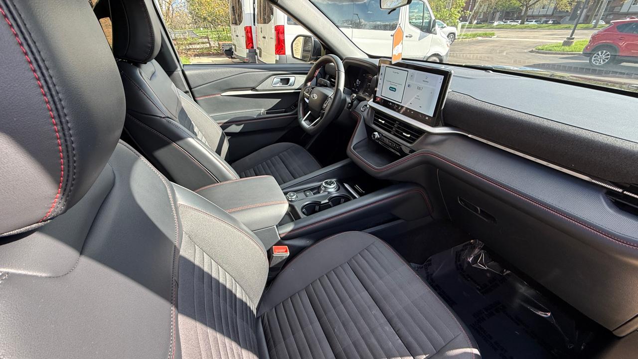 Ford Explorer ST-Line AWD 2025