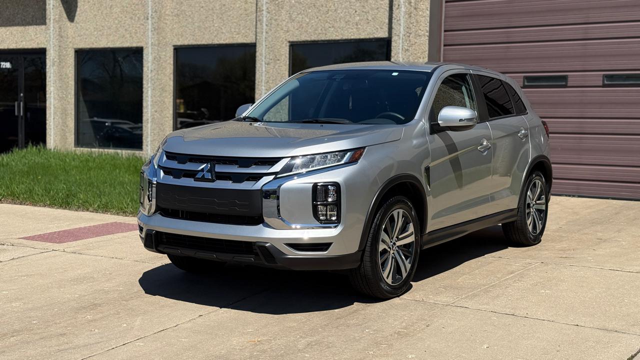 Mitsubishi Outlander Sport 2.0 ES 4WD 2025