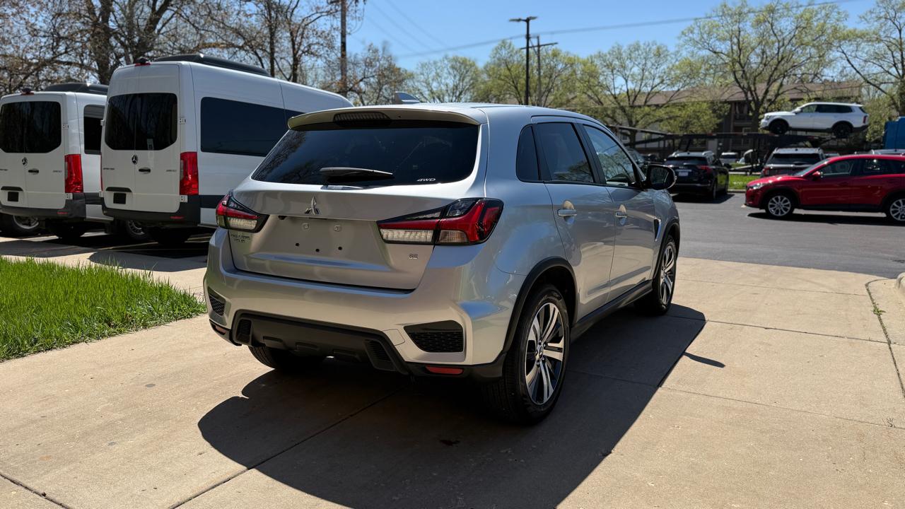 Mitsubishi Outlander Sport 2.0 ES 4WD 2025