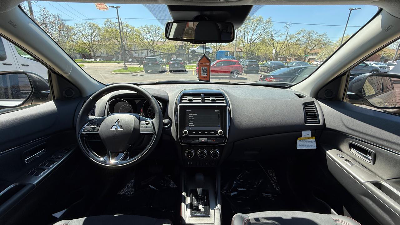 Mitsubishi Outlander Sport 2.0 ES 4WD 2025