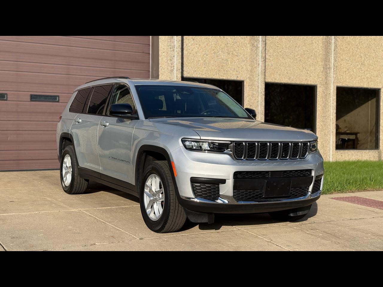 Jeep Grand Cherokee L Laredo 4WD 2023