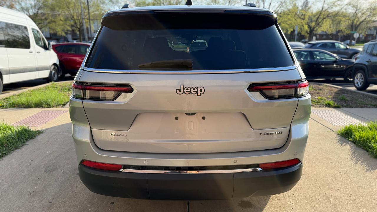 Jeep Grand Cherokee L Laredo 4WD 2023