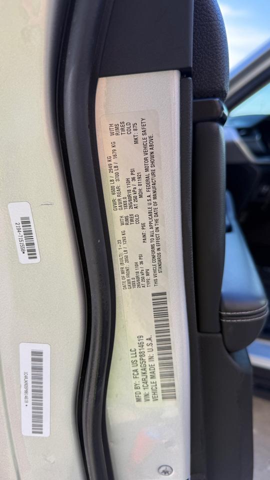 Jeep Grand Cherokee L Laredo 4WD 2023