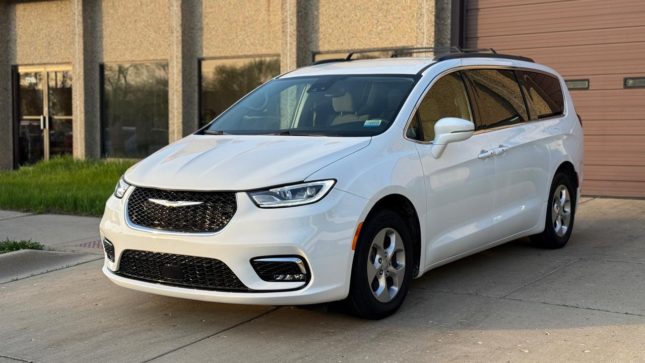 Chrysler Pacifica Touring Plus 2021
