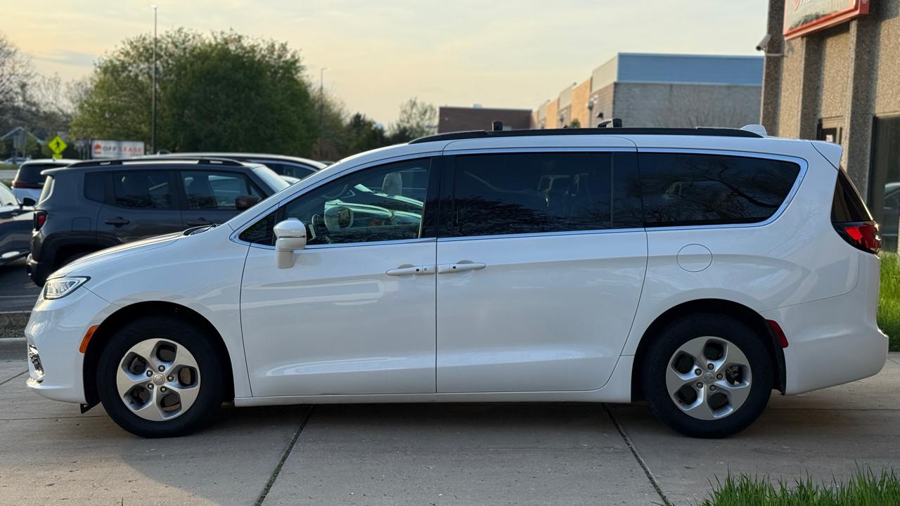Chrysler Pacifica Touring Plus 2021