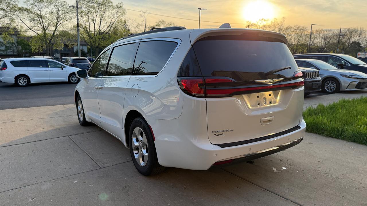 Chrysler Pacifica Touring Plus 2021