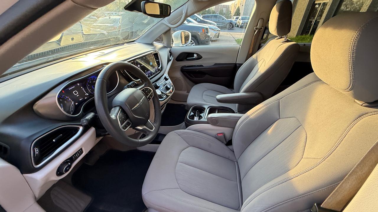 Chrysler Pacifica Touring Plus 2021