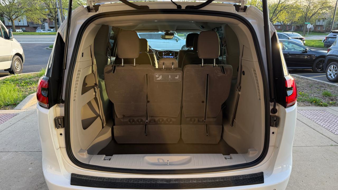 Chrysler Pacifica Touring Plus 2021