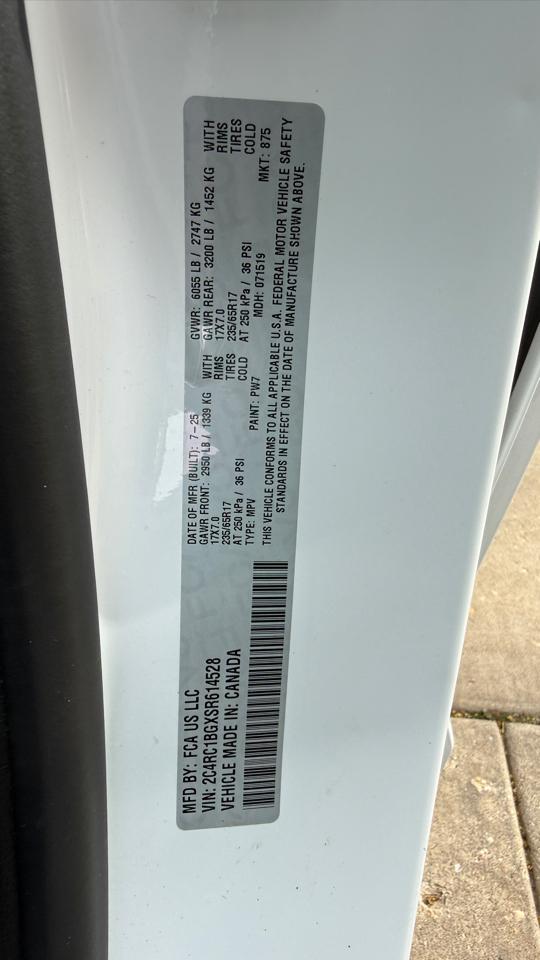 Chrysler Pacifica Select 2025