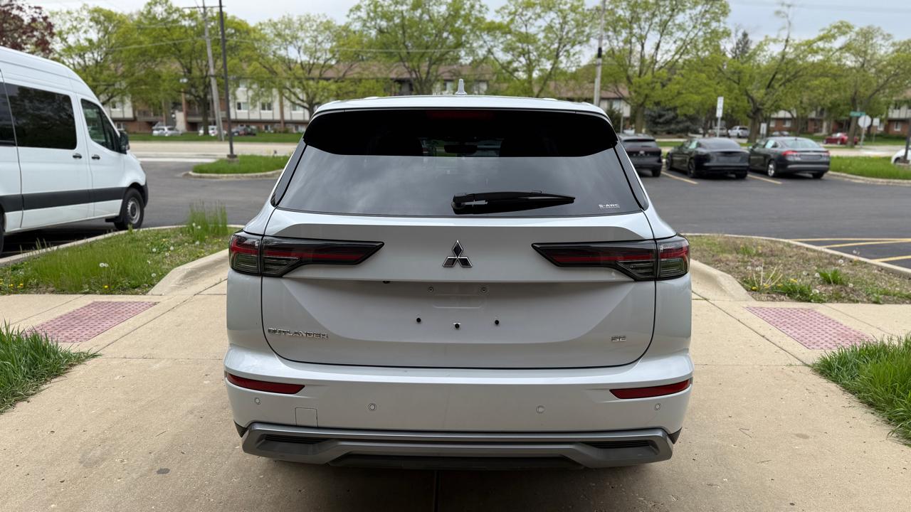 Mitsubishi Outlander SE 4WD 2025