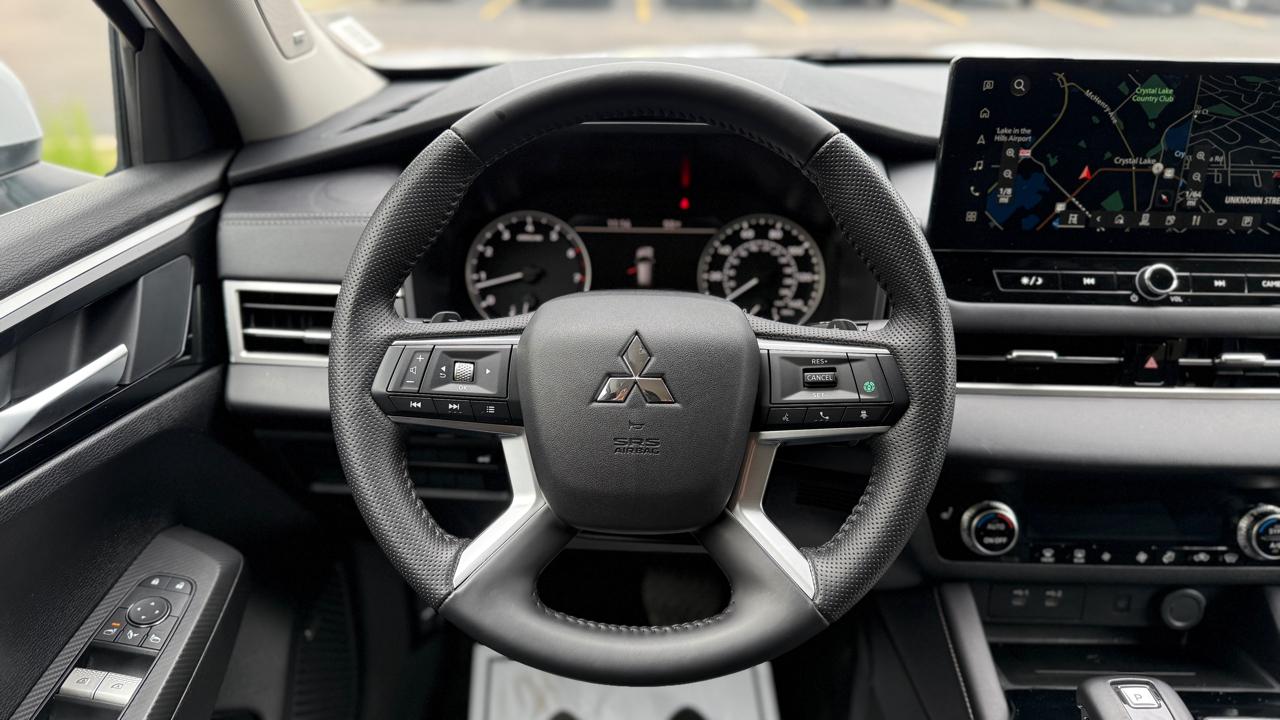 Mitsubishi Outlander SE 4WD 2025