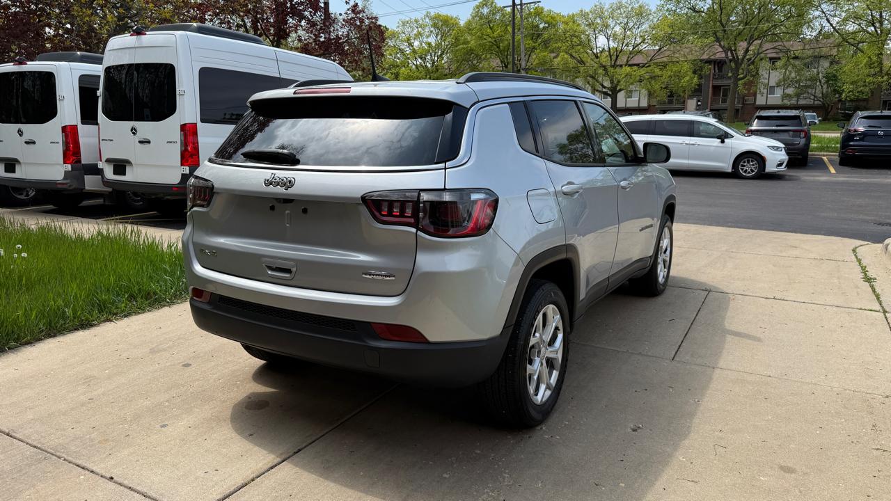 Jeep Compass Latitude 2024