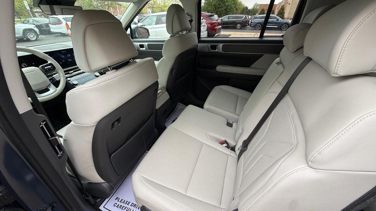 Hyundai Santa Fe SEL AWD 2026