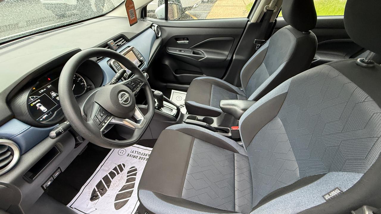 Nissan Versa SV 2025