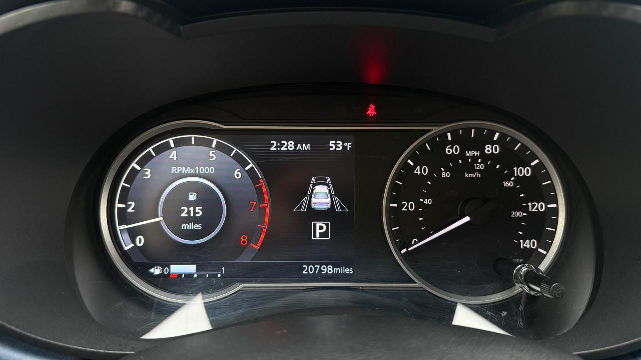 Nissan Versa SV 2025
