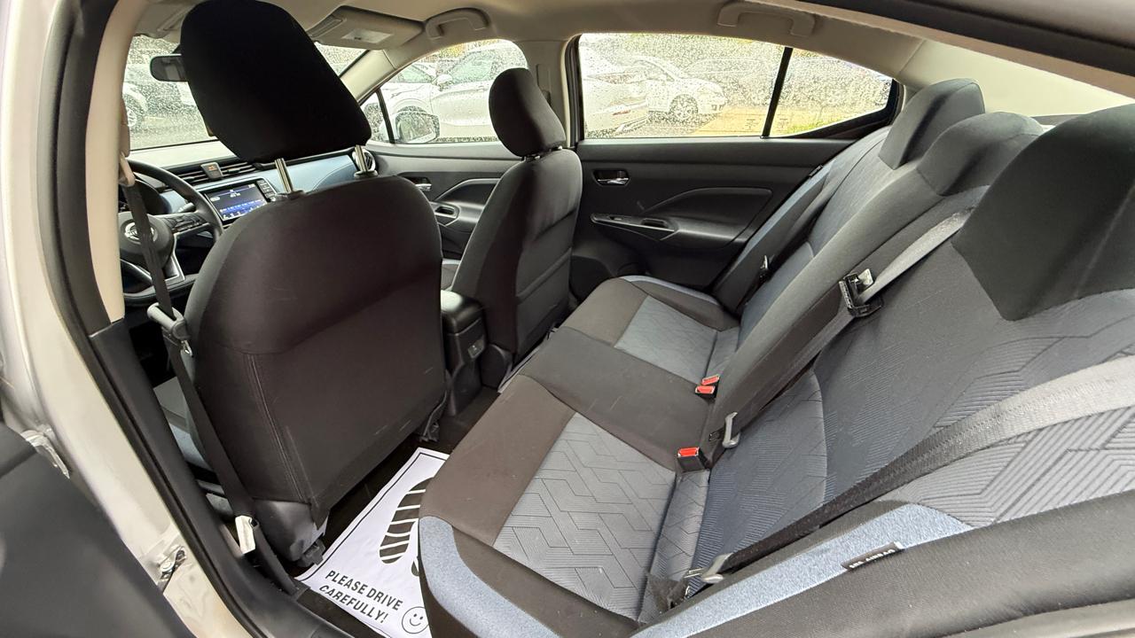 Nissan Versa SV 2025