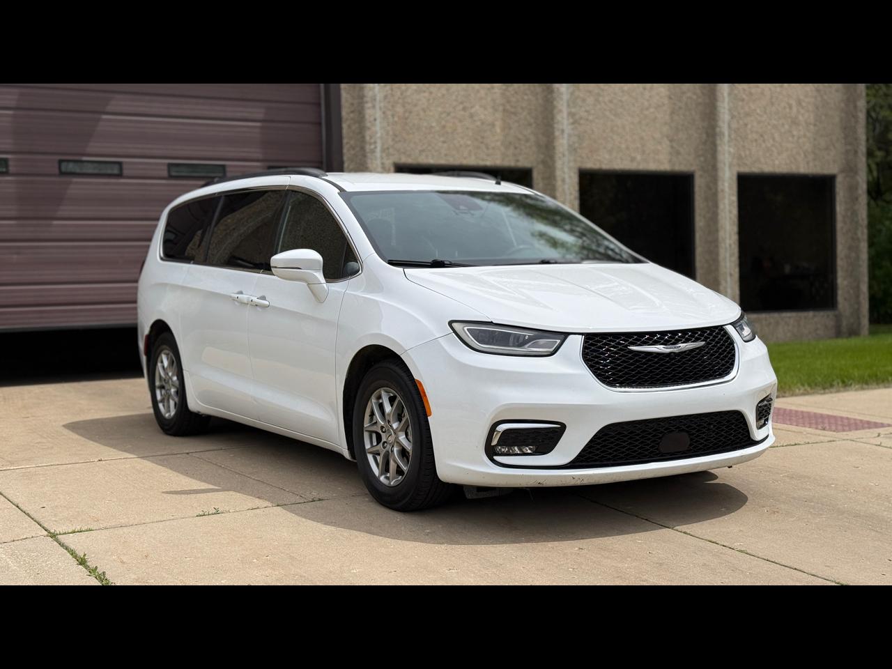 Chrysler Pacifica Touring 2022