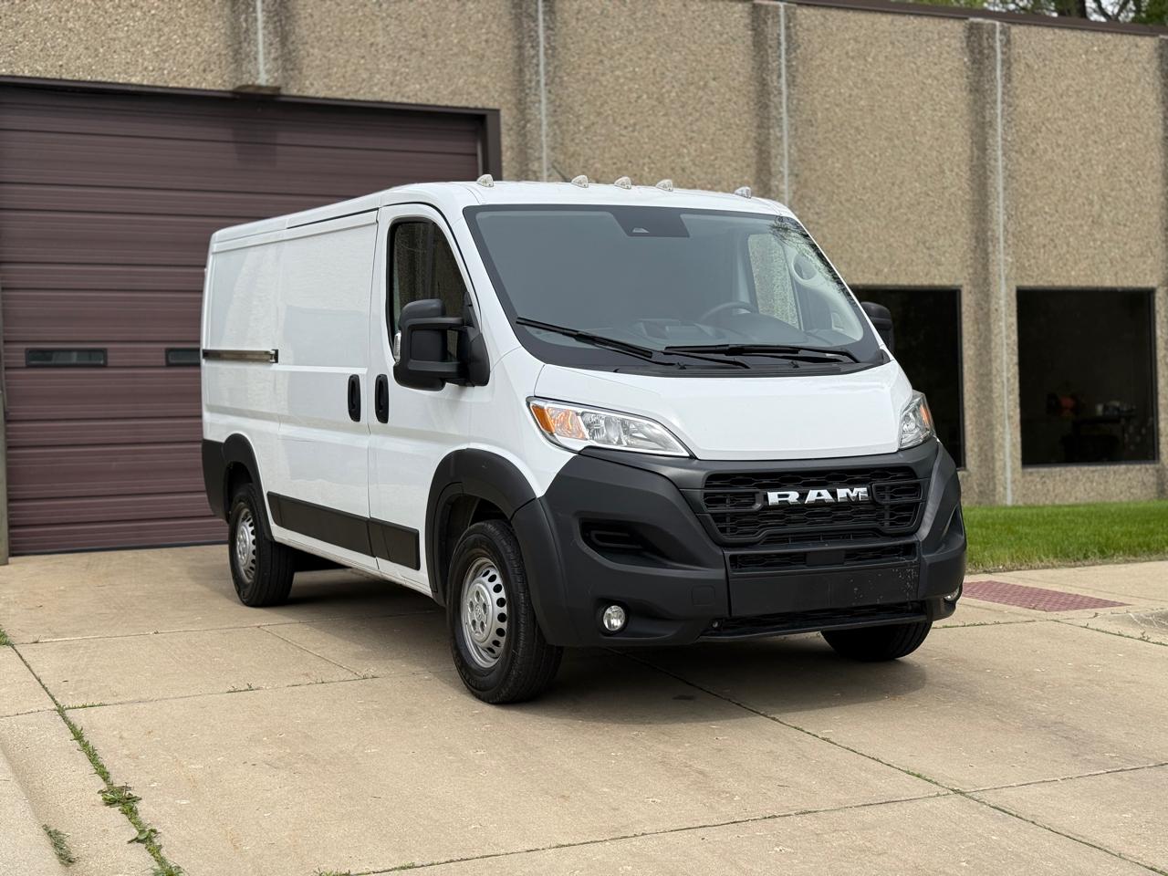 RAM Promaster 2500 Low Roof 2025