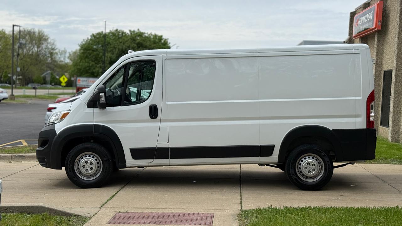 RAM Promaster 2500 Low Roof 2025