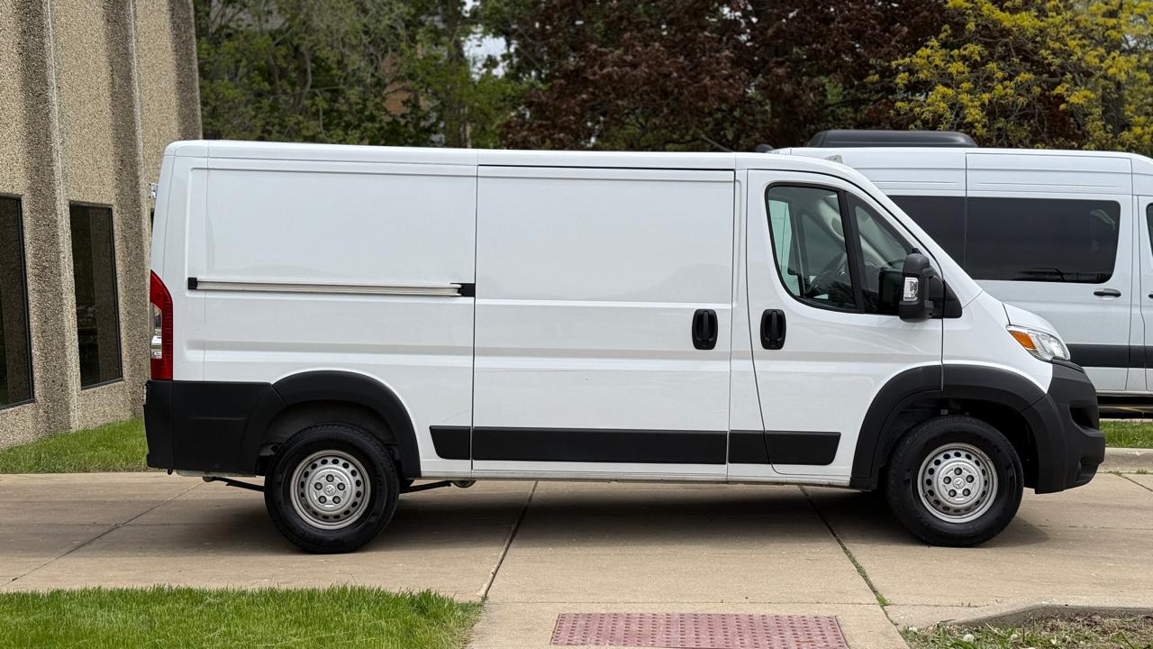 RAM Promaster 2500 Low Roof 2025