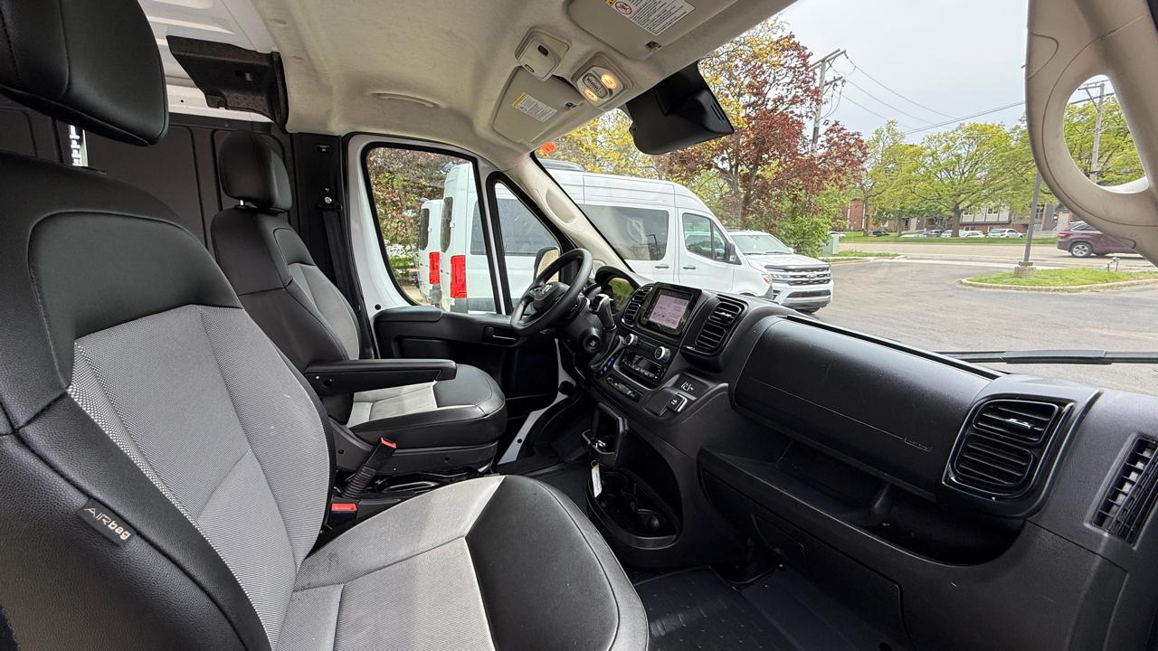 RAM Promaster 2500 Low Roof 2025