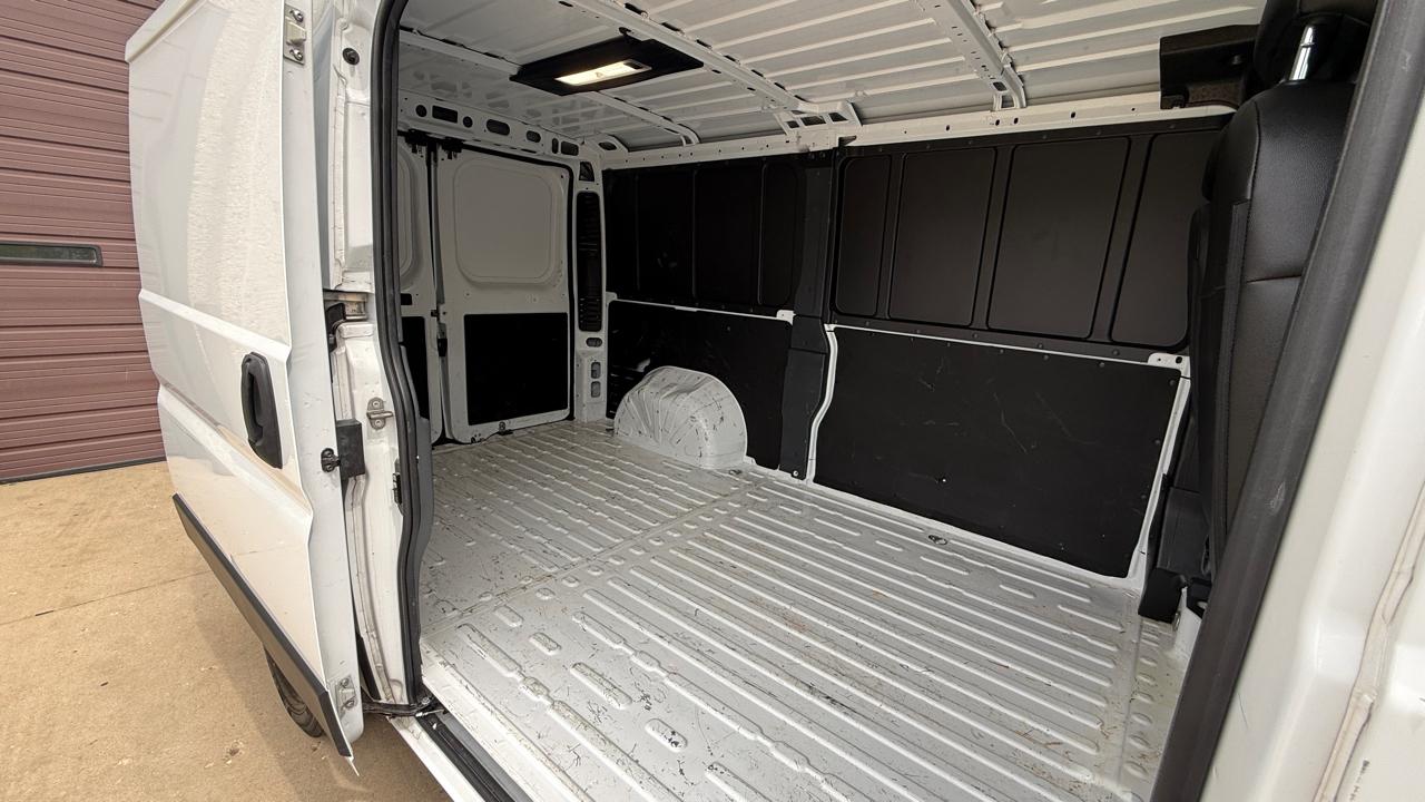 RAM Promaster 2500 Low Roof 2025