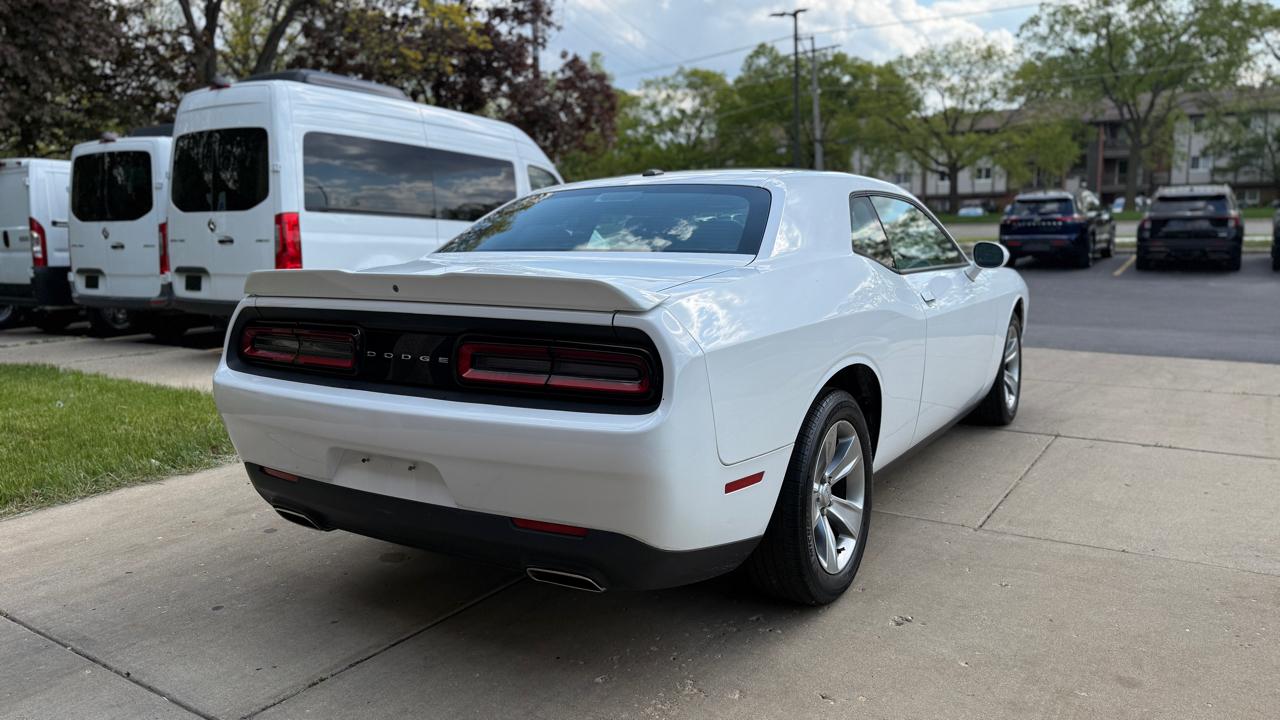 Dodge Challenger SXT 2020