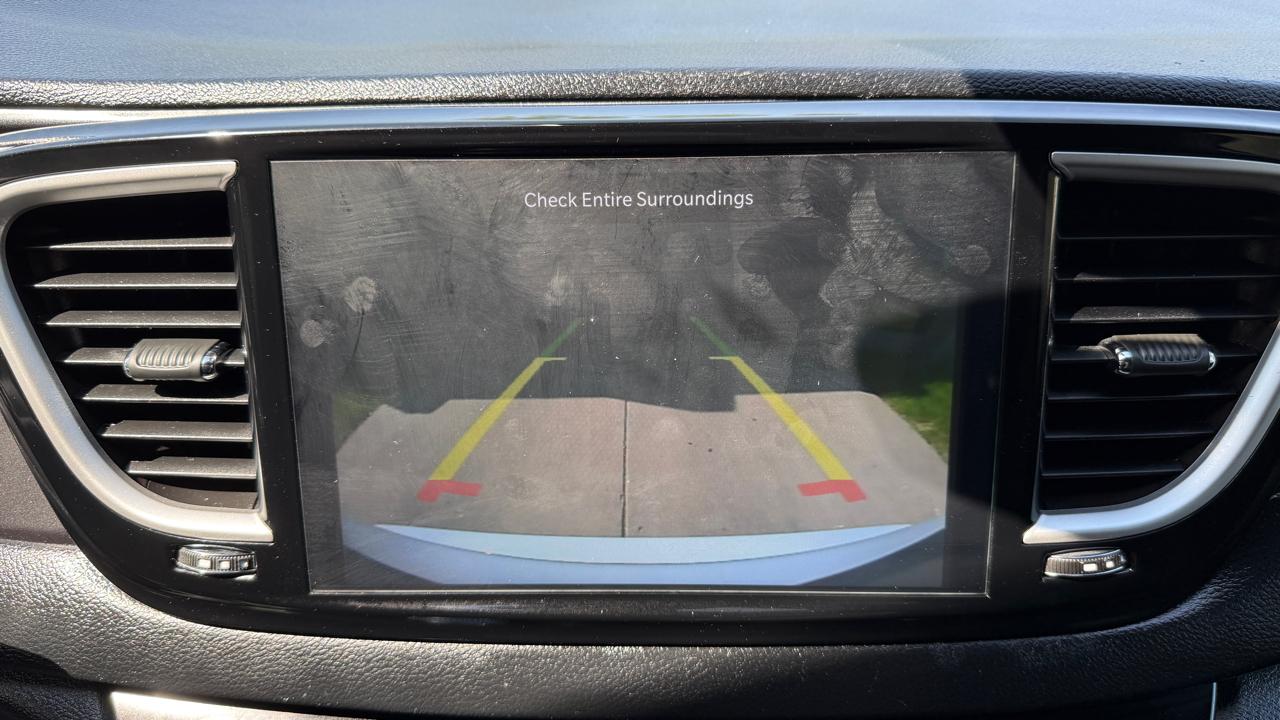 Chrysler Pacifica Select 2026