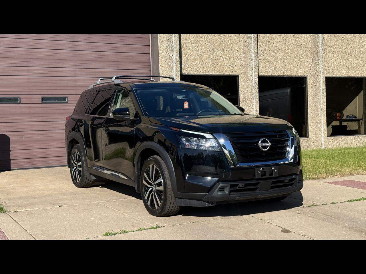 Nissan Pathfinder Platinum 4WD 2024