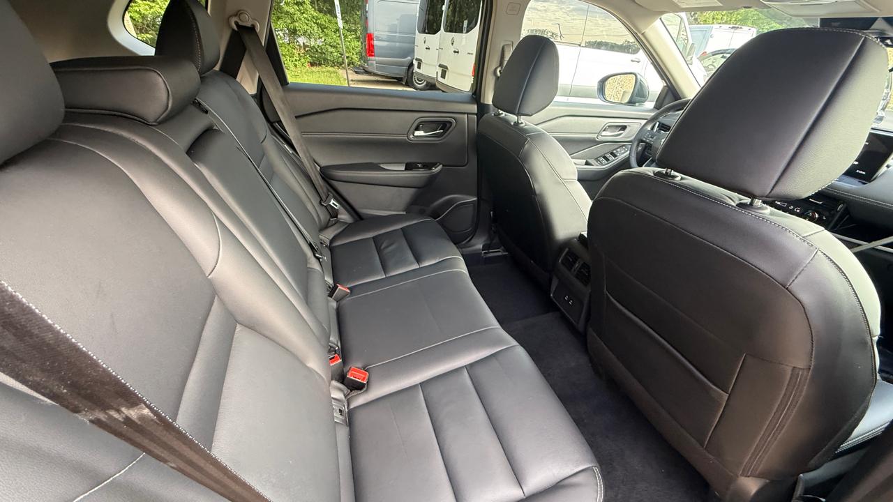 Nissan Rogue SL AWD 2026