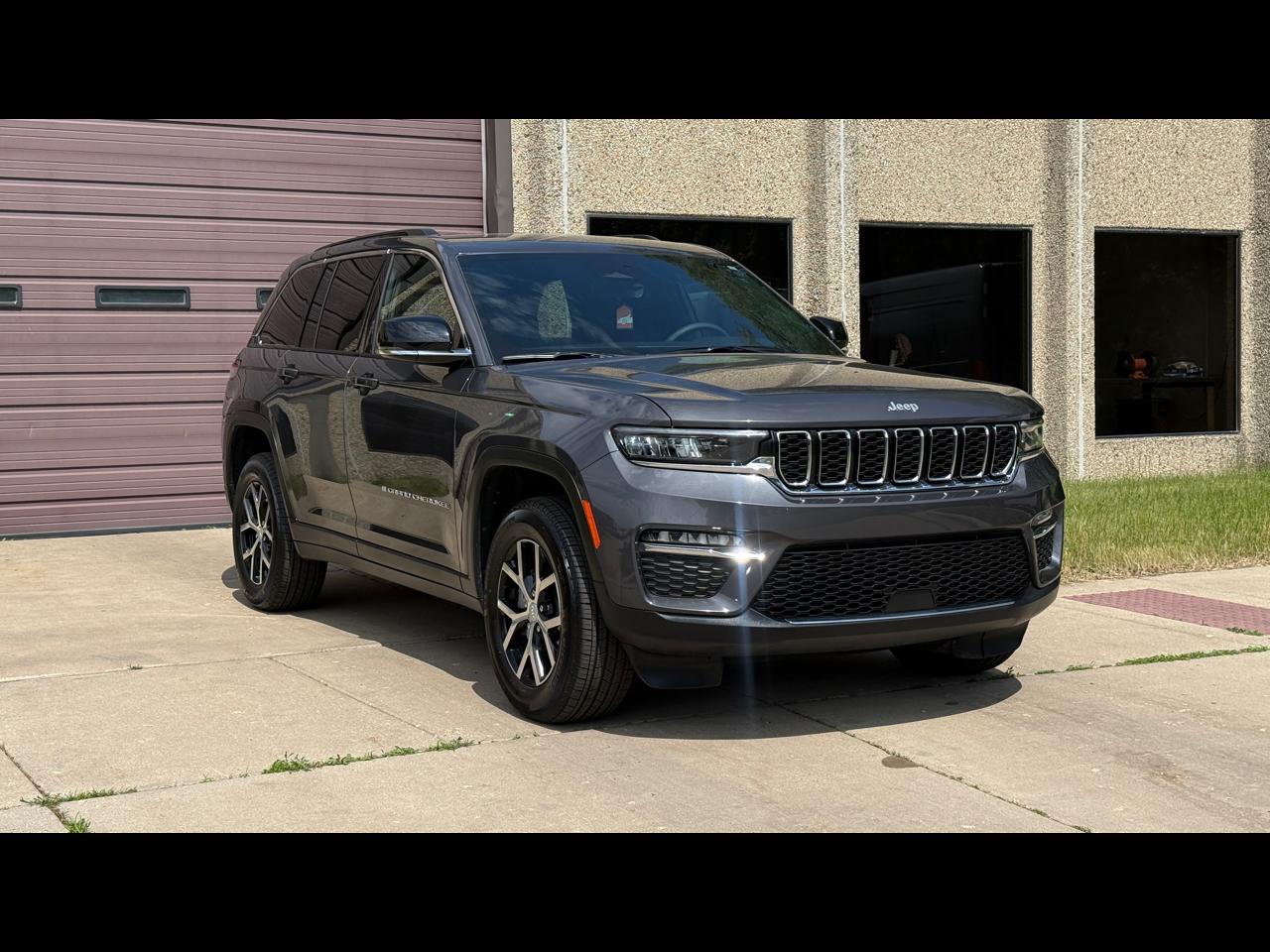 Jeep Grand Cherokee Limited 4WD 2025