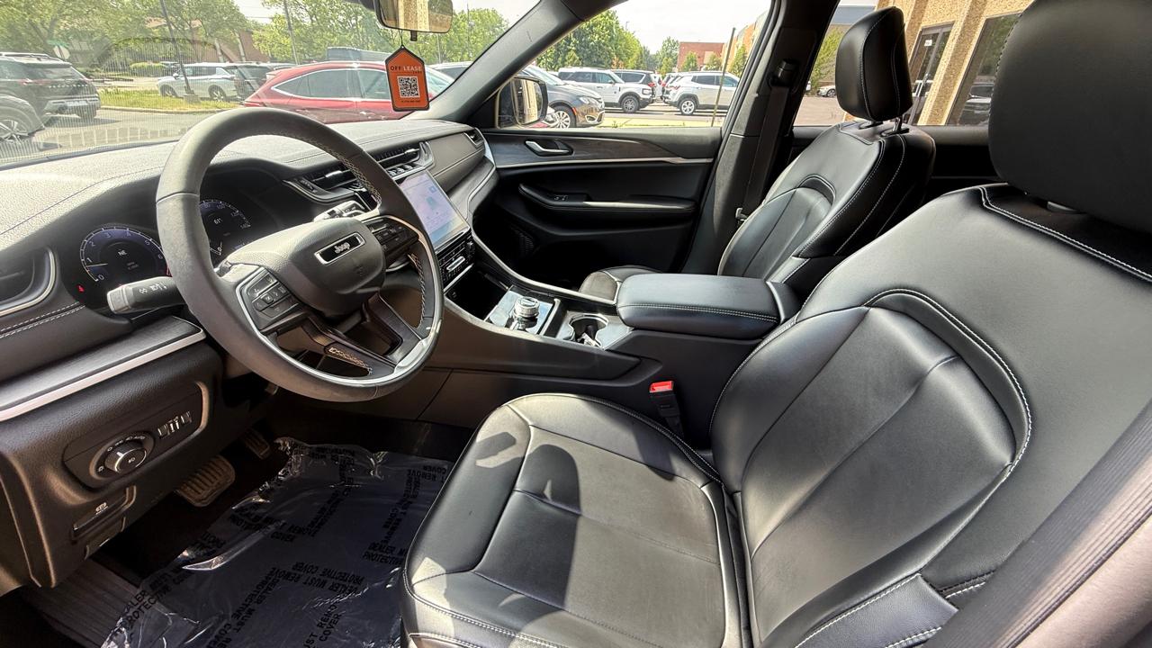 Jeep Grand Cherokee Limited 4WD 2025