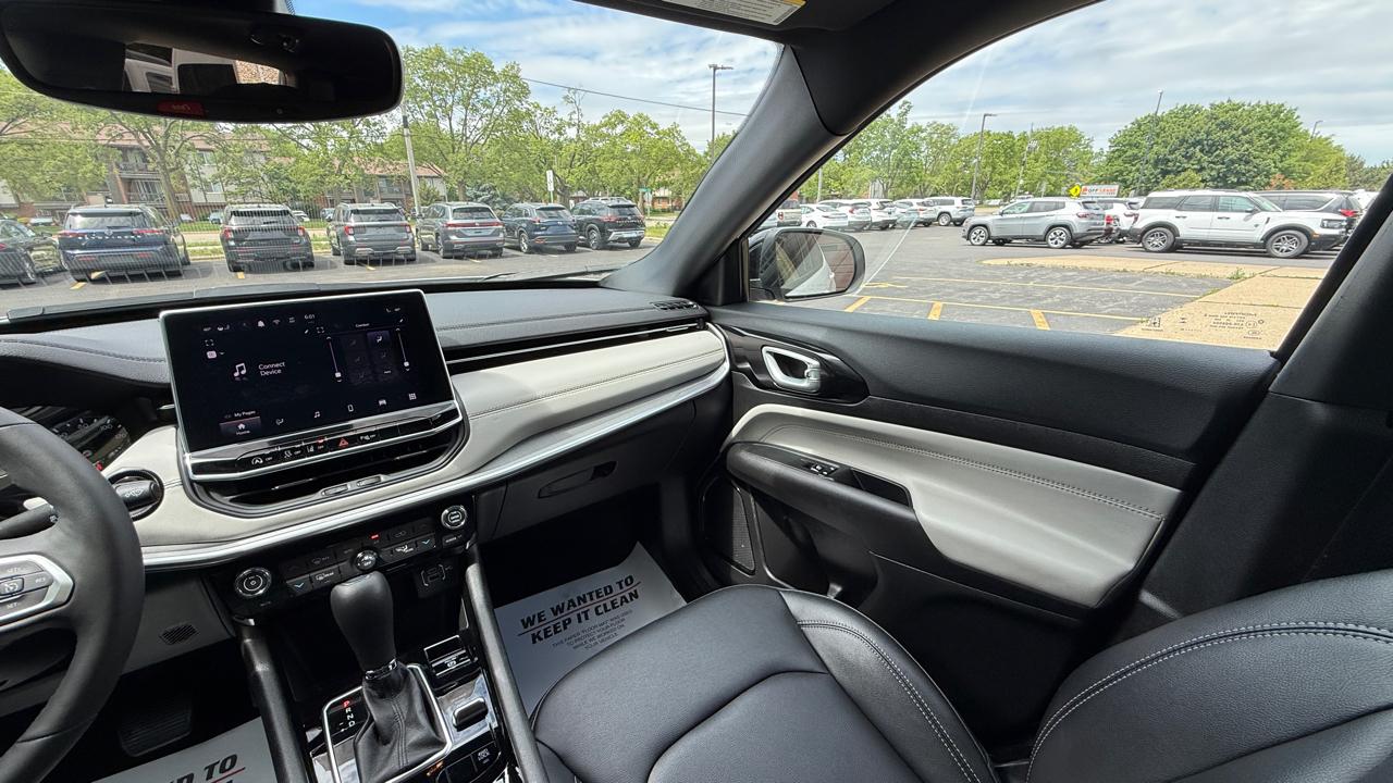 Jeep Compass Limited 2025
