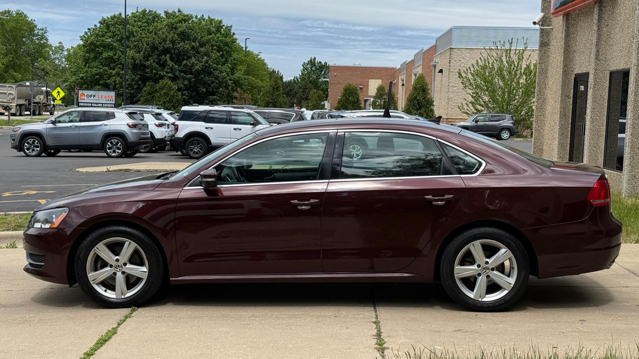 Volkswagen Passat 2.5L SE AT 2013