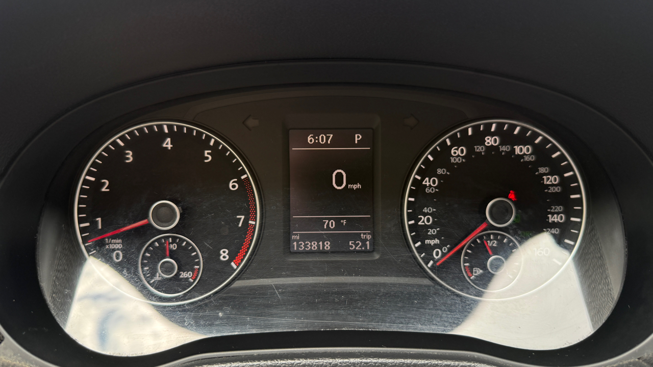 Volkswagen Passat 2.5L SE AT 2013
