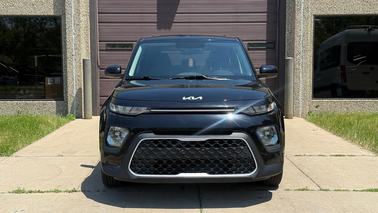 Kia Soul LX CVT 2022