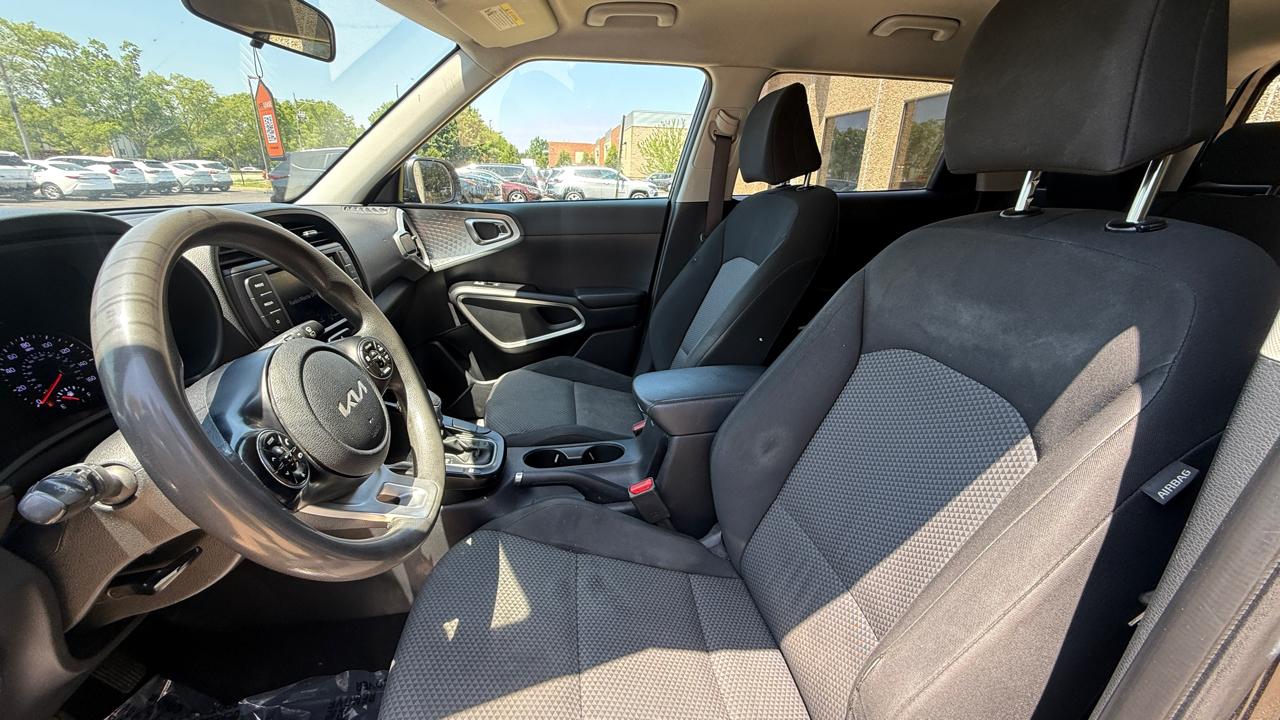 Kia Soul LX CVT 2022