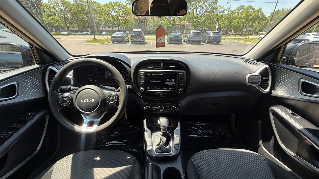 Kia Soul LX CVT 2022