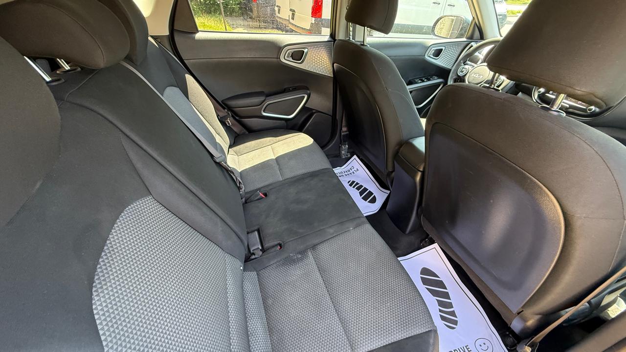 Kia Soul LX CVT 2022
