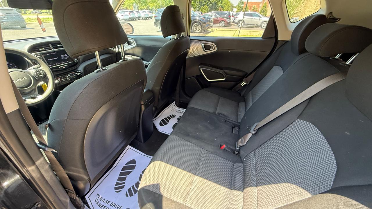 Kia Soul LX CVT 2022