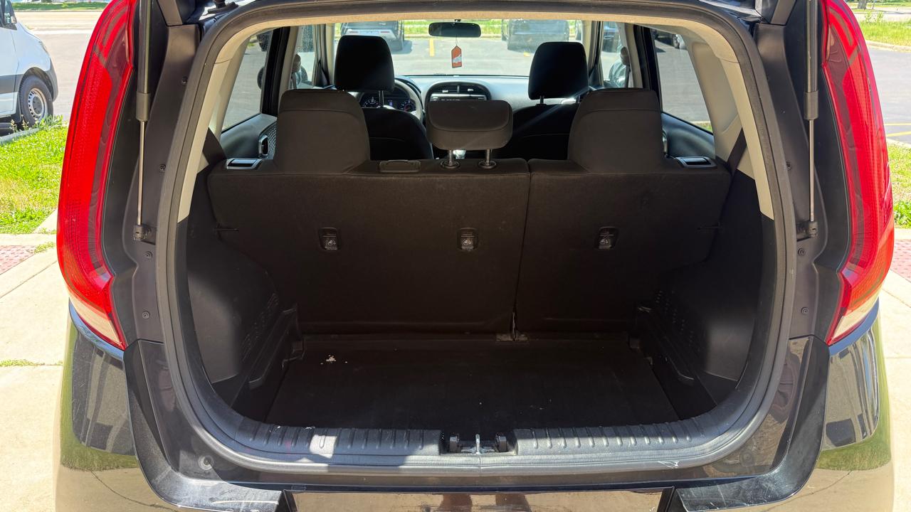 Kia Soul LX CVT 2022