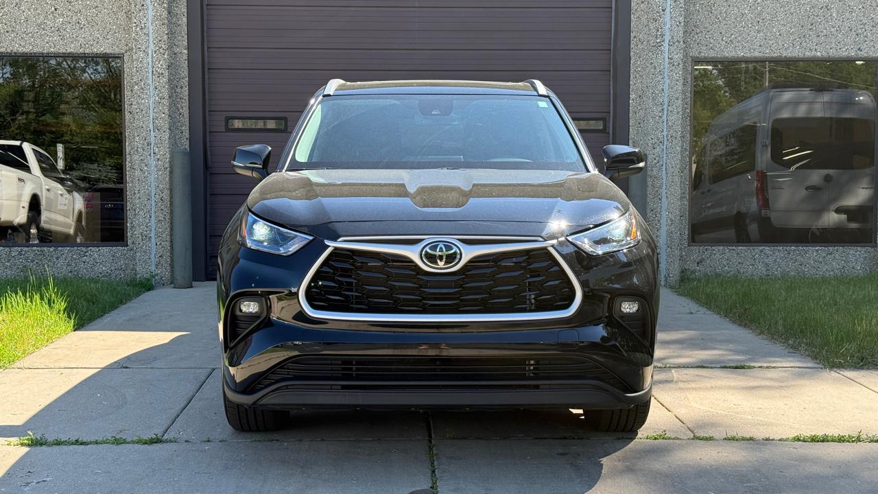Toyota Highlander Limited AWD 2026