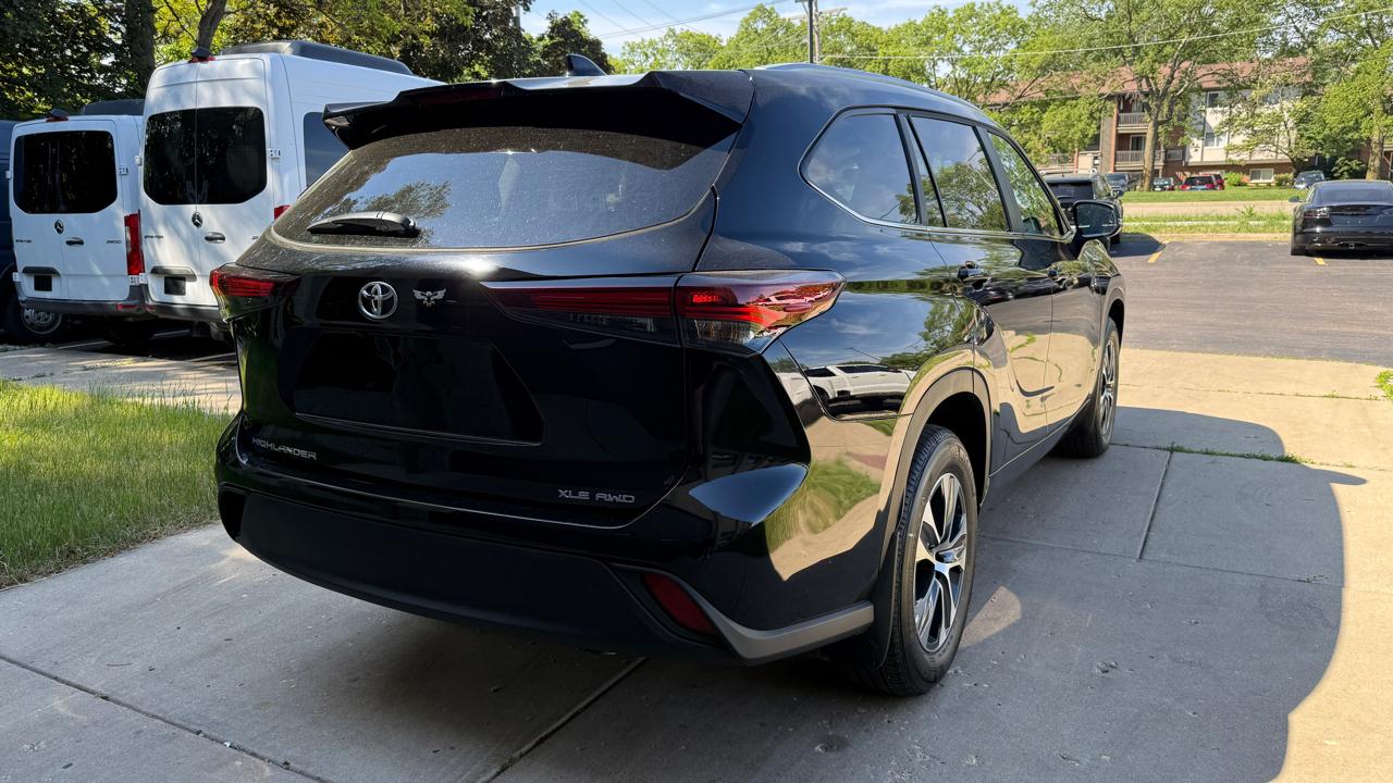 Toyota Highlander Limited AWD 2026
