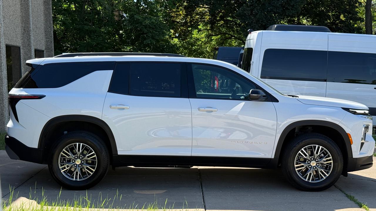 Chevrolet Traverse LT AWD 2025