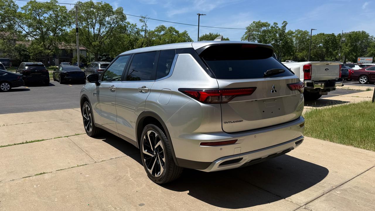 Mitsubishi Outlander PHEV SEL 2024